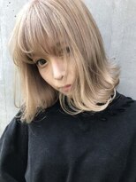 ジーナ 赤羽(XENA) ミルクティーブロンド/顔型別ヘアスタイル特集/ミディアムボブ