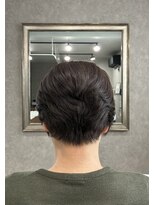 サリエ(S'allier) 前下がり×丸みシルエットのオリーブブラウン大人ショート