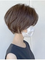 モーメント(Moment)&nbsp;髪質改善×丸みショートカットで扱いやすい大人艶美シルエット