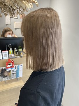 アヴァンス 京橋店(AVANCE) ミルクティーベージュ×ボブ