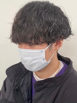 ウェイビーエフティフィフス 横浜西口(WAVEY ft.fifth) ツイストスパイラルパーマ波巻きスパイラル刈り上げマッシュ