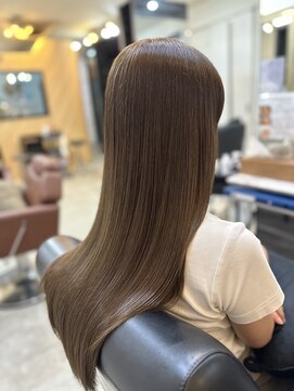 アキコ(AKIko) 自然なツヤと透明感。イルミナカラーで魅せる自分史上最高の美髪