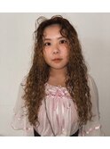 海外ガール風カーリーパーマ