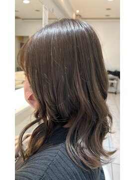 ローカス 東久留米店(LOCUS) イルミナカラー　オリーブグレー