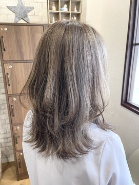 ジェービーヘア 稲毛(jb hair) ウルフレイヤー小顔カット明るめネビージュ