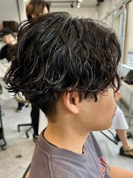 フゥ 宇都宮(FeU) 波巻きパーマメンズパーマメンズヘアツーブロックツイストパーマ