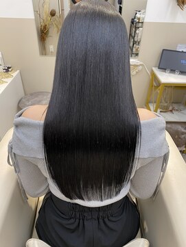 シュヴーブリヤン(cheveux brillants) 【美髪縮毛矯正でお家での再現性100%な艶髪】清楚可愛い色気を