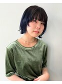顔周りレイヤーカットボブネイビーカラー