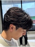 センターパートフェザーパーマ