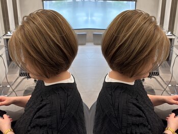 アース 溝の口店(HAIR&MAKE EARTH)の写真/白髪を隠すから活かす時代へ。自然になじむ“白髪ぼかし”が人気のサロン。[溝の口/白髪ぼかし/ハイライト]