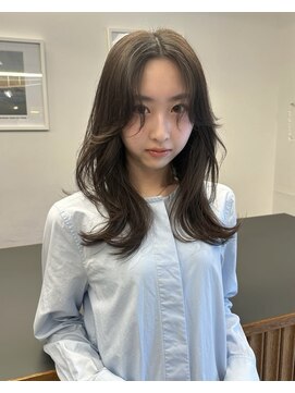 スティルライツ(STILL LIGHTS) medium-longlayer style