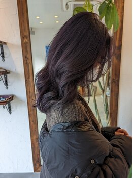 チュロアトリエ(chulo atelier)の写真/【お客様の大多数が30、40代女性☆】大人女性に人気の理由は、『髪の悩みにしっかり向き合ってくれるから』