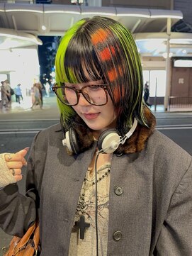 スノッブエンバンプ(snob enVAmp) ネオンカラーのデザインヘア