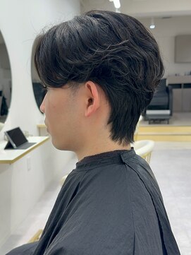 ワンズ リー 上大岡店(One's ly) スパイキーショート ブルーブラック フェザーパーマサーフカール