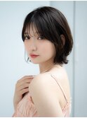 くびレイヤー前髪ありベージュボブ 外はね【AIN.表参道】川原