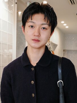 ラパンセヴェールメンズ 栄(LA PENSEE VERT MEN'S) センターパートショート