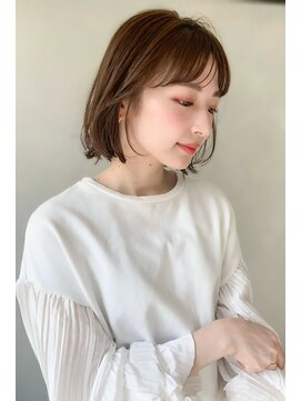 ココラー(COCOlar) ミディアムBobレイヤーグラデーション