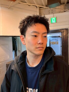 ビーバイエイトジェンツ(Bee by EIGHT GENTS) MEN’S HAIR/波巻ツイストスパイラル/フェザーパーマ/心斎橋
