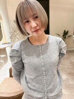 ロア(LORE)&nbsp;ボブ/ハイトーン/ホワイトカラー/ボブレイヤー/ボブウルフ