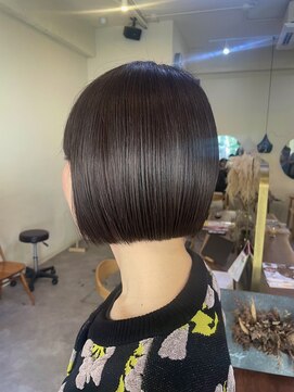 デイリリーバイアメリア 川西店(daylily by Ameria) ボブ／ぱっつんボブ／ツヤボブ