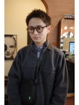 エディ(Edy) メンズスパイキーショート刈り上げブラウンカラー眉毛カット岡山