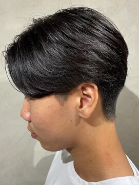 ニコ トウキョウ ヨコハマ(nico) メンズセンターパートウルフセンターパートニュアンスパーマ襟足