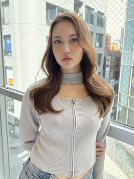 エトワール(Etoile HAIR SALON)の写真/業界最高峰のヘアケアオージュアを体験♪パーソナルに髪質を整え、巻き髪でもうるつやを叶える◎