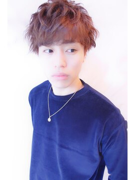 ブーケ(BOUQUET) フェザーマッシュ・分け目なしショート・束感