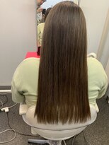 カットツー(Cut2)&nbsp;グレージュカラー