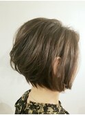 前下がりショートボブ