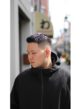 キングスマン トーキョー 国分寺(KINGSMAN TOKYO) アップバング/ツーブロック/スキンフェード[国分寺/国分寺駅]