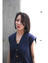 ビュートリアム 梅田(BEAUTRIUM)&nbsp;前髪流し/レイヤー/ボブ/20代/30代/40代