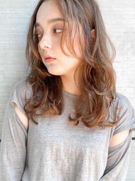 レジュアル(RESSUAL) デザインカラーレイヤーカットウェットヘア夏オリーブベージュ