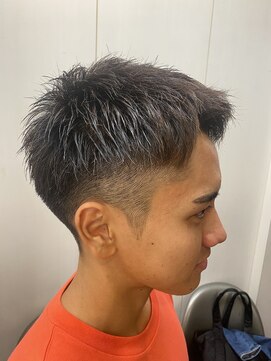 ヘアーアンドグルーミング ヨシザワインク(HAIR&GROOMING YOSHIZAWA Inc.) ショート/刈り上げ/スパイキー/爽やか/ビジネス