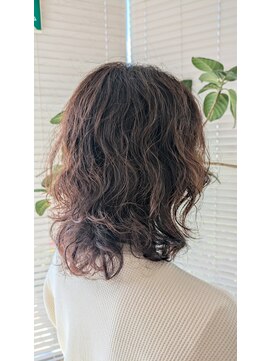 アース 三田南ウッディタウン店(HAIR&MAKE EARTH) 20代30代大人可愛いミディアムくせ毛風パーマ2/11ココアブラウン