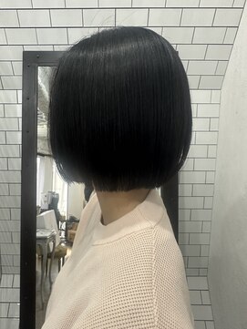 レガーレ(Legare) 黒髪ストレートで美髪ボブ(中区紙屋町)