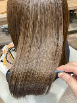 ユーリカ リチェルコ 四天王寺前夕陽ケ丘店 髪質改善カラー/ベージュ