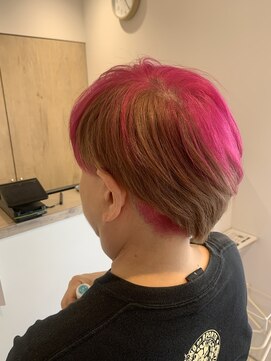 アズールサン 草加西口店(azule-sun) アンブレラカラー,デザインカラー,ベージュ,ピンク,刈り上げ