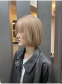 ショートボブ