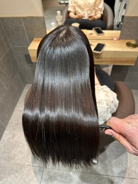 セントラル 三宮店(central) 【髪質改善】潤い補修トリートメント艶髪習慣プログラム