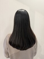 ワンコンセプト(ONE CONCEPT) カットでまとまる艶感絹髪