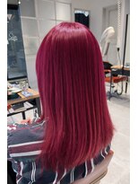 シオ 流山おおたかの森(Sio)&nbsp;深みピンクカラーで視線を惹く艶髪スタイル