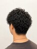 【動きのあるデザインを楽しむ】カット＋特殊パーマで印象チェンジ