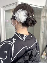 ニル 鹿児島中央駅(NiL)&nbsp;オリーブグレージュ ブリーチなし シニヨンアレンジ
