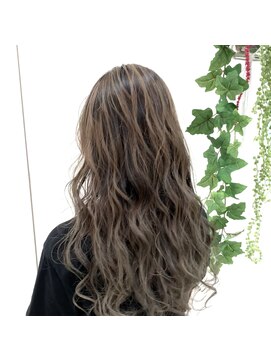 アッシュ 戸田公園店(Ash) ナチュラルなスジ感が決め手　バレイヤージュ ベージュ