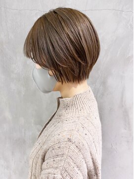 アイティーバイアルバム 八王子店(IT by ALBUM) ショートボブ_こなれミディホワイトグレージュ_ba318153