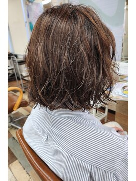 エイムヘアメイク 舟入店 切りっぱしボブ×ニュアンスパーマ