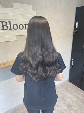 ブルーム(the Bloom) 【艶髪】グレージュカラー[木更津/ブリーチ/ダブルカラー］