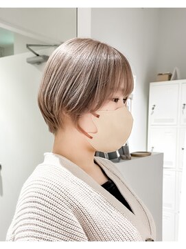 ゴウトゥデイ 横須賀店(GO TODAY) ホワイトブラウン / ショートカット