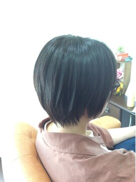 ドルセット ショートボブ